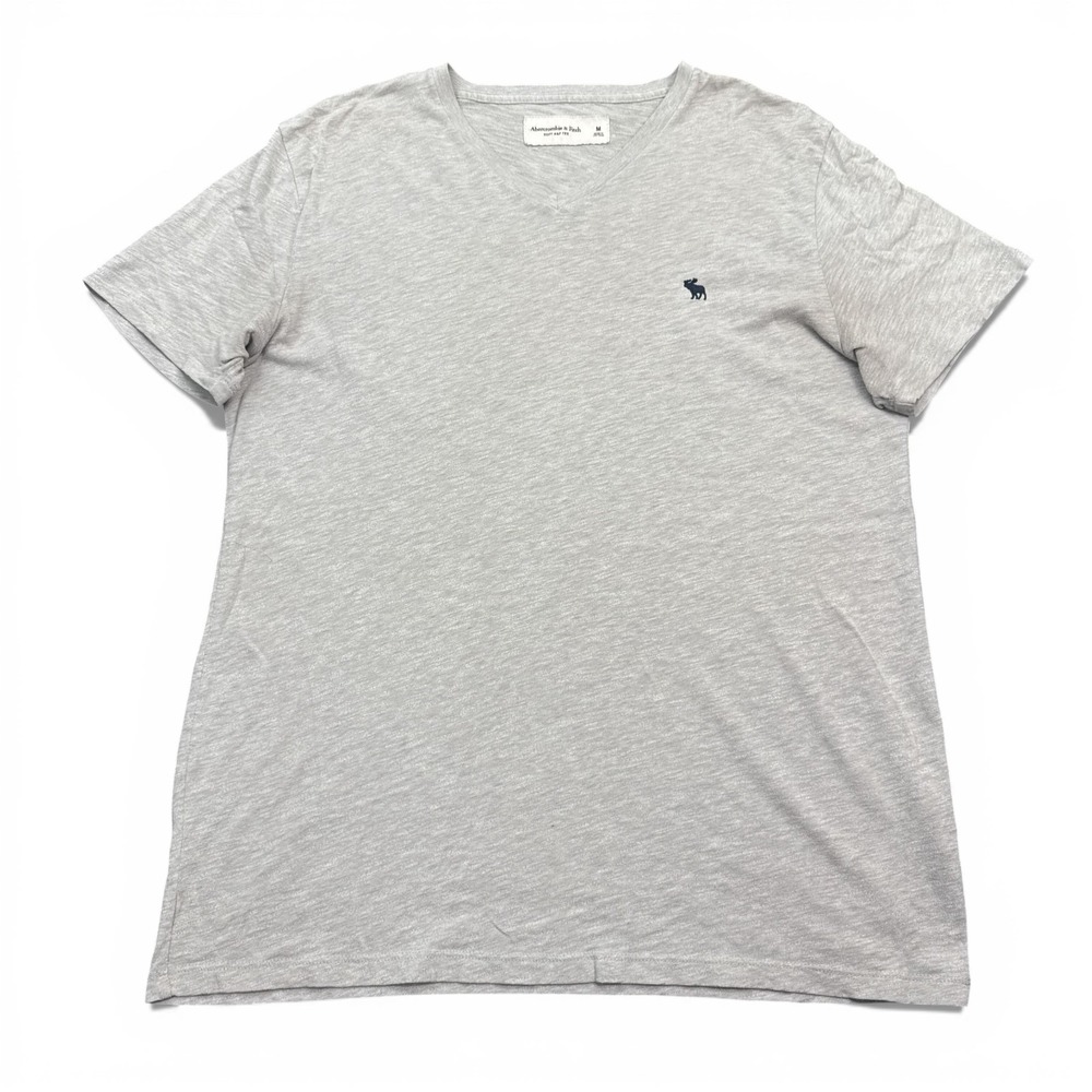 Abercrombie & Fitch Soft AF Tee Shirt Mens Size Medium‎ Light Gray V Neck Tee
